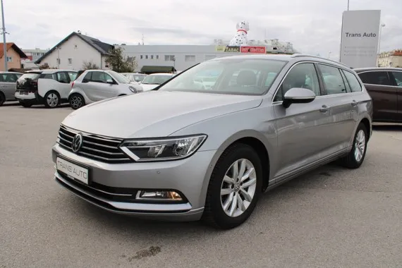 Volkswagen Passat Variant 1.6 TDi DSG *NAVIGACIJA,KAMERA* Image 1