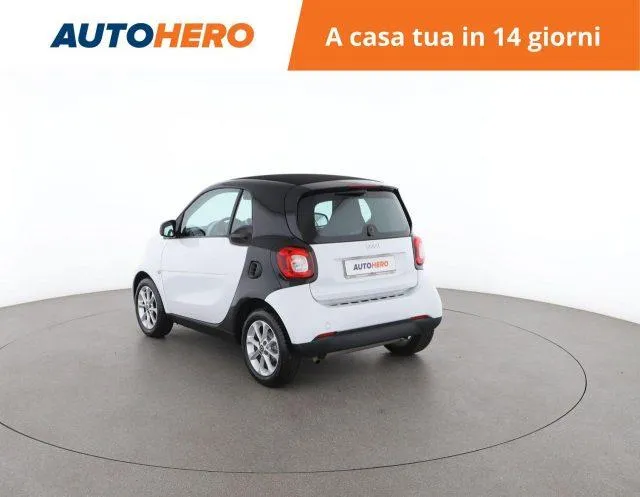 SMART fortwo 70 1.0 Youngster Image 4