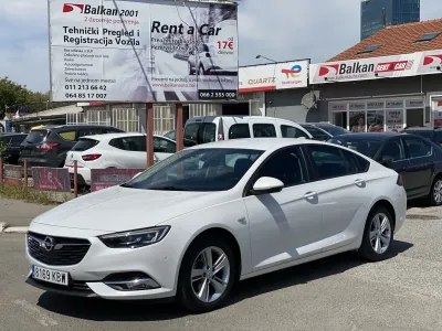 Opel Insignia 1.6 CDTI/NAV/MATRIX